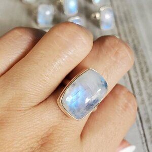 Moonstone Ring, 925 Sterling Silver Women Ring, Rainbow Moonstone,Solitaire Ring